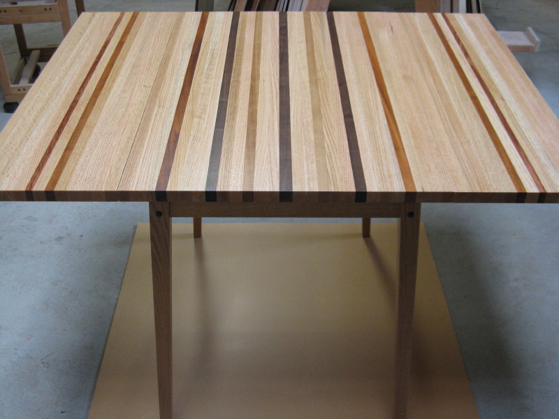 Per Madsen table open